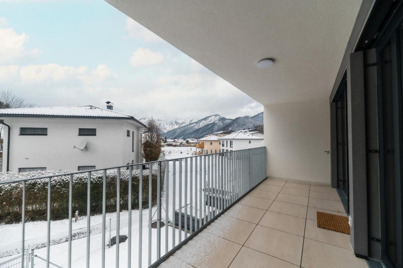 Ferienwohnung Bergsonne Mit Sonnenbalkon Und Tiefgaragen Parkplatz Bad Ischl Exterior photo